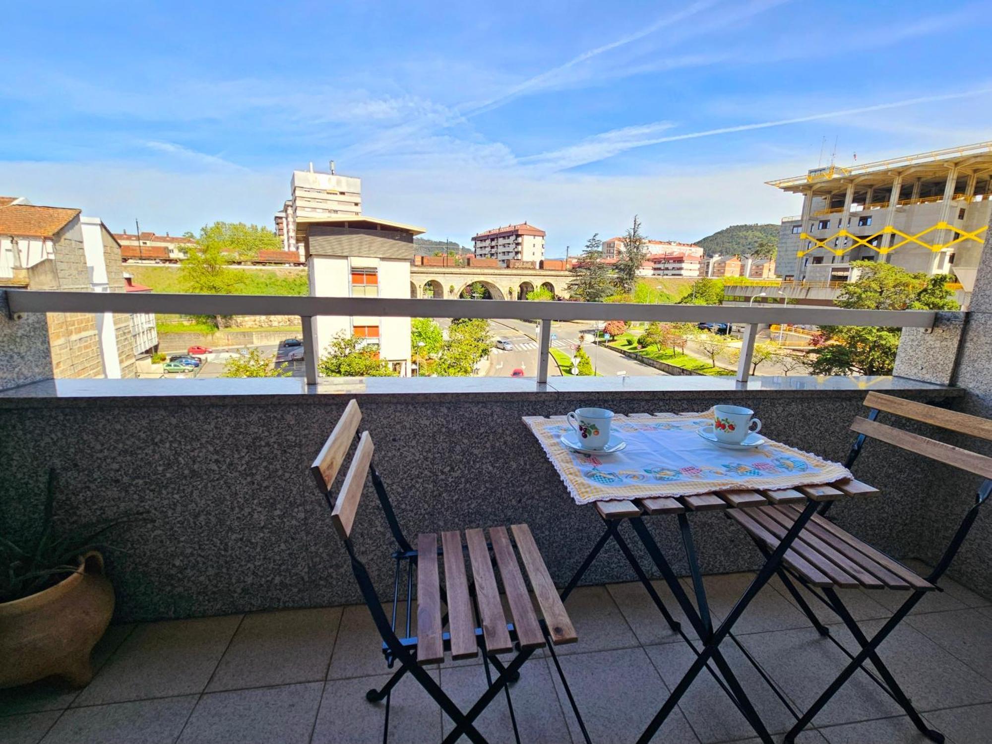Piramides Ourense Exteriör bild